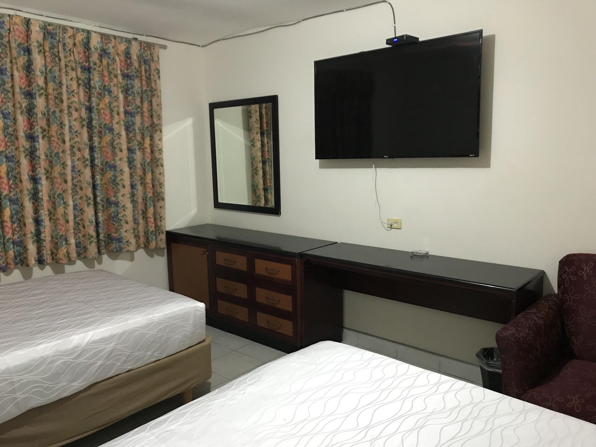 Hotel Guillen Jr Τιχουάνα Εξωτερικό φωτογραφία