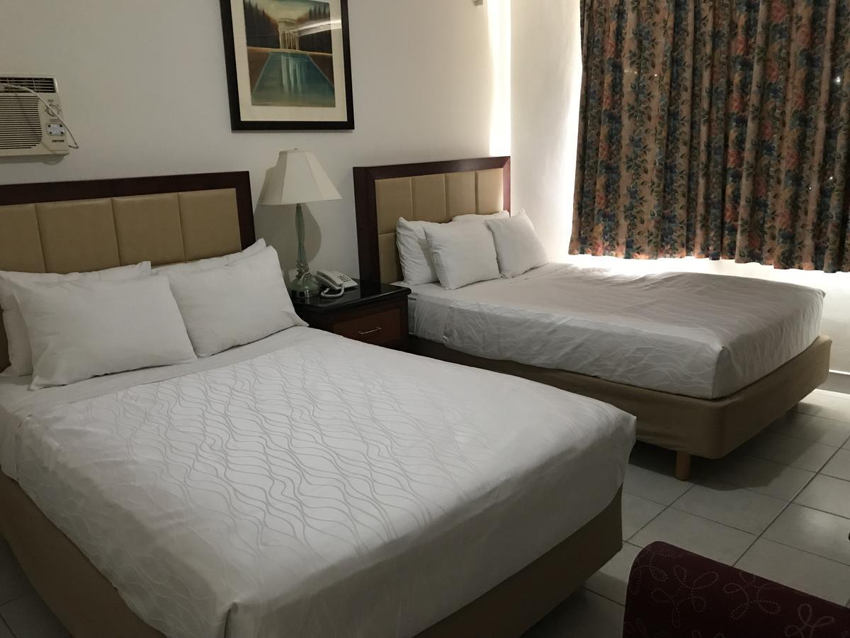 Hotel Guillen Jr Τιχουάνα Εξωτερικό φωτογραφία