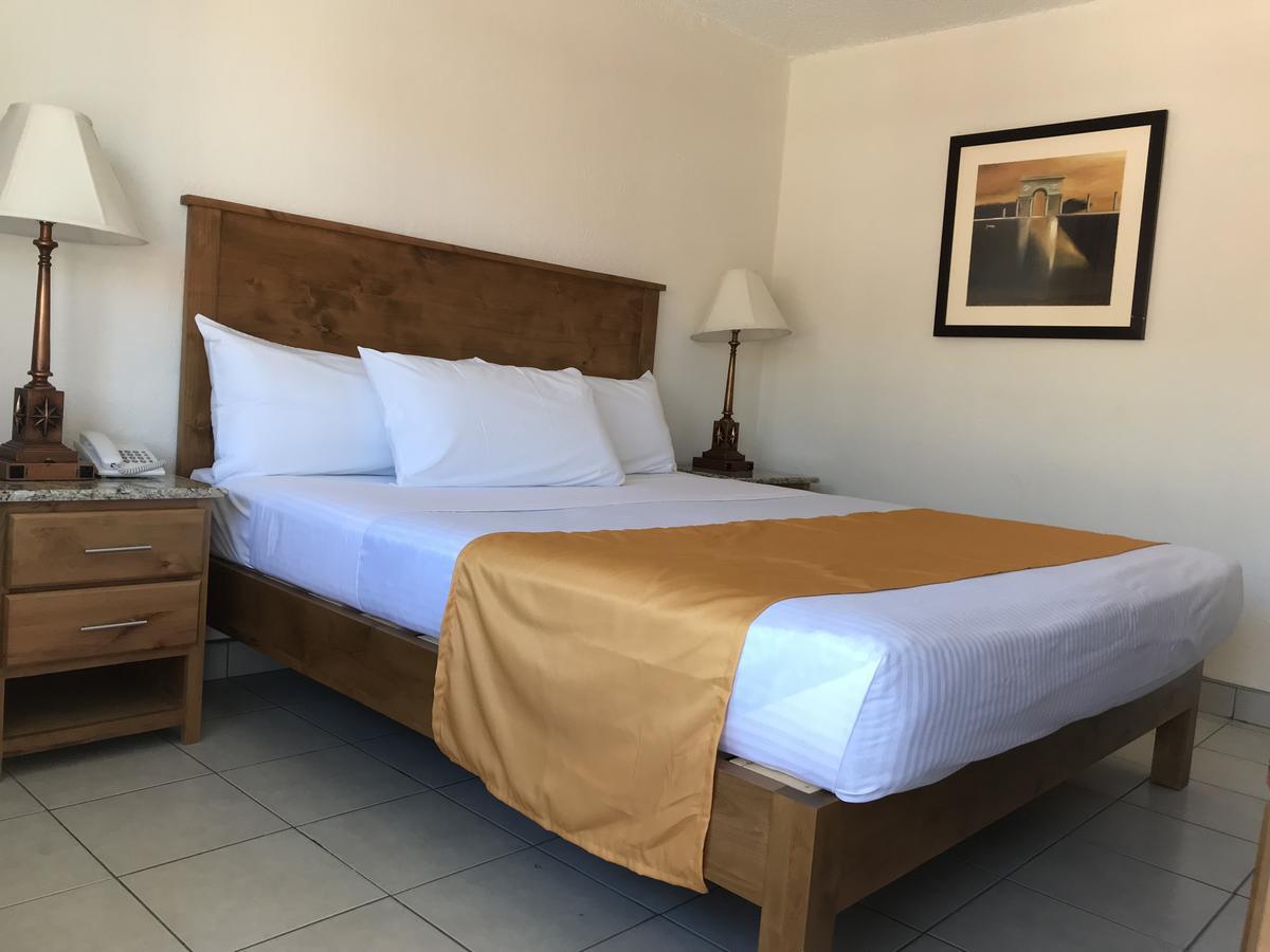 Hotel Guillen Jr Τιχουάνα Εξωτερικό φωτογραφία