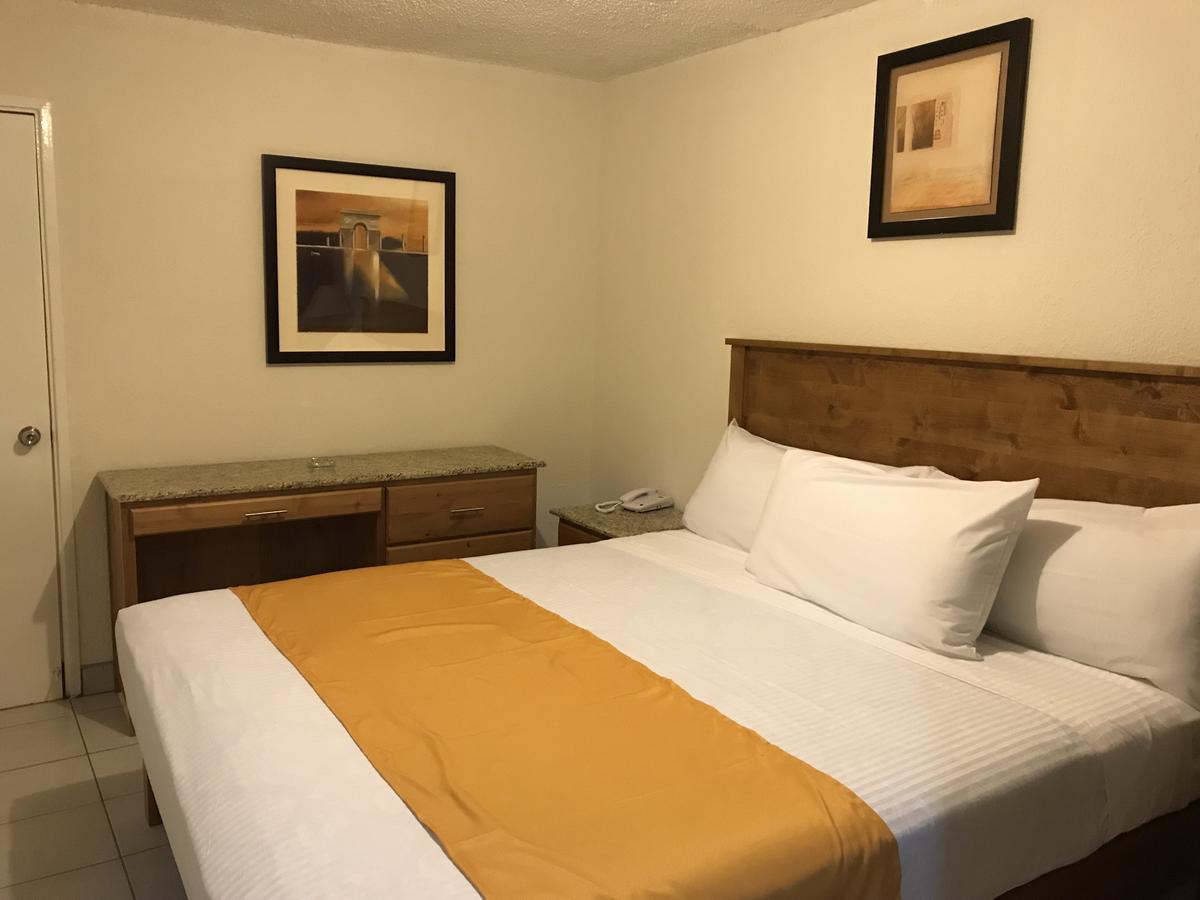 Hotel Guillen Jr Τιχουάνα Εξωτερικό φωτογραφία
