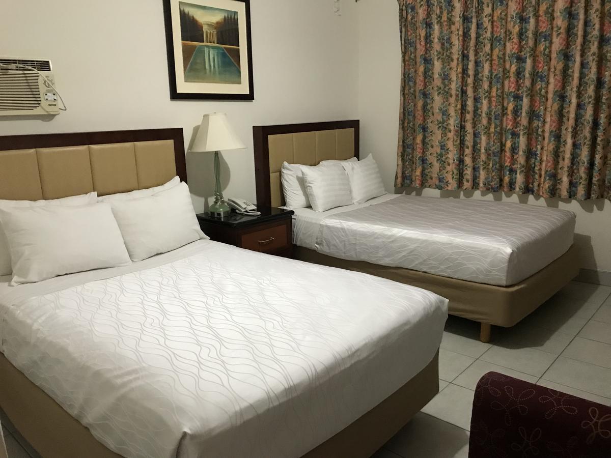 Hotel Guillen Jr Τιχουάνα Εξωτερικό φωτογραφία
