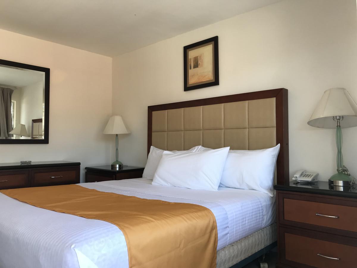 Hotel Guillen Jr Τιχουάνα Εξωτερικό φωτογραφία