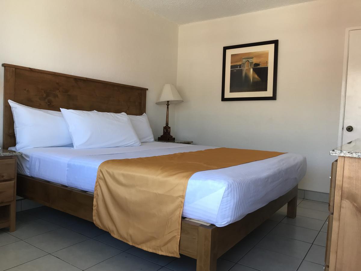 Hotel Guillen Jr Τιχουάνα Εξωτερικό φωτογραφία