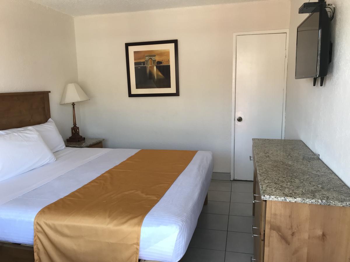 Hotel Guillen Jr Τιχουάνα Εξωτερικό φωτογραφία