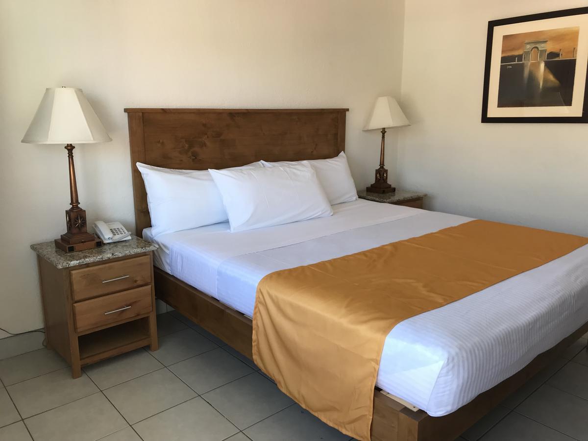Hotel Guillen Jr Τιχουάνα Εξωτερικό φωτογραφία